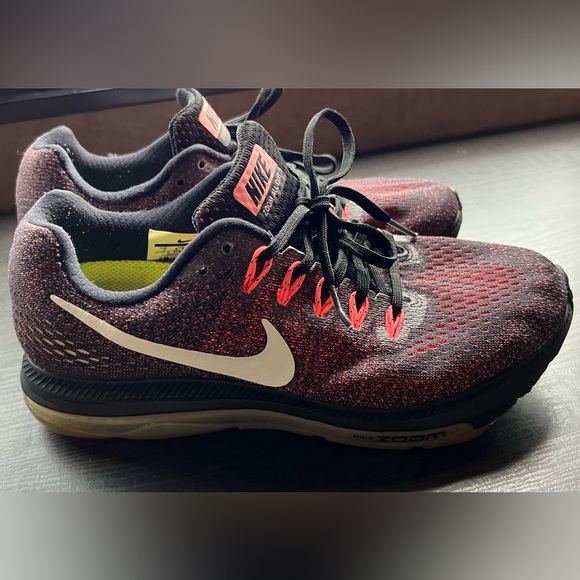 Nike Zoom All Out Low Black Lava Glow Women 7 - Picture 1 of 6